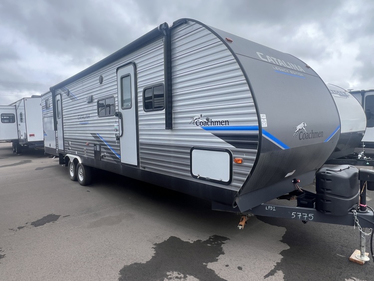2022 COACHMEN CATALINA 323BHDS