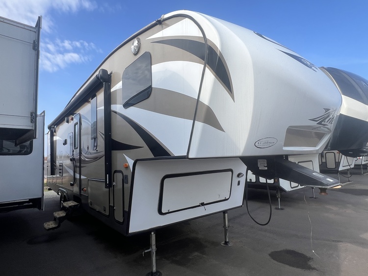 2015 KEYSTONE COUGAR 28RDB
