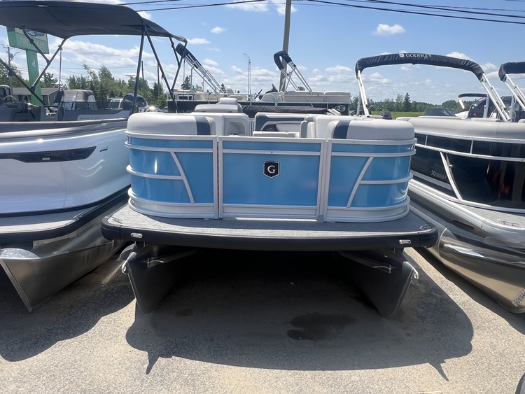 2025 GODFREY SWEETWATER 2286 C TWIN - Matte Black/Black Rail